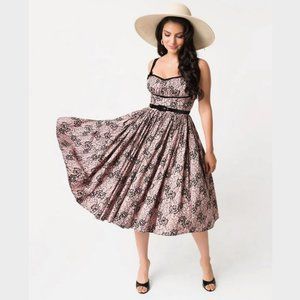 Unique Vintage x Micheline Pitt Alice Swing Dress in Peach Lace